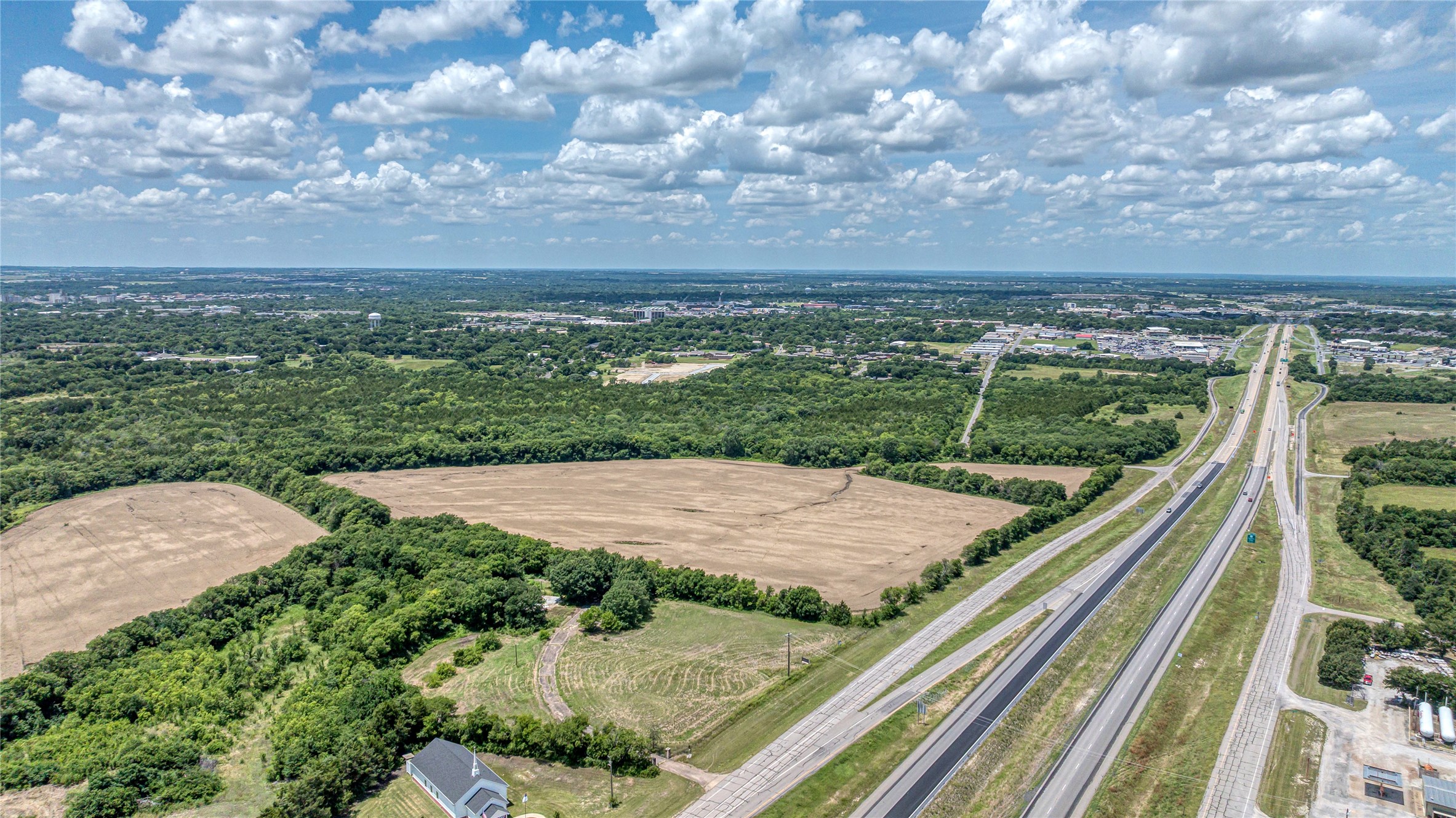 2800 E 82 Highway Sherman TX 75090