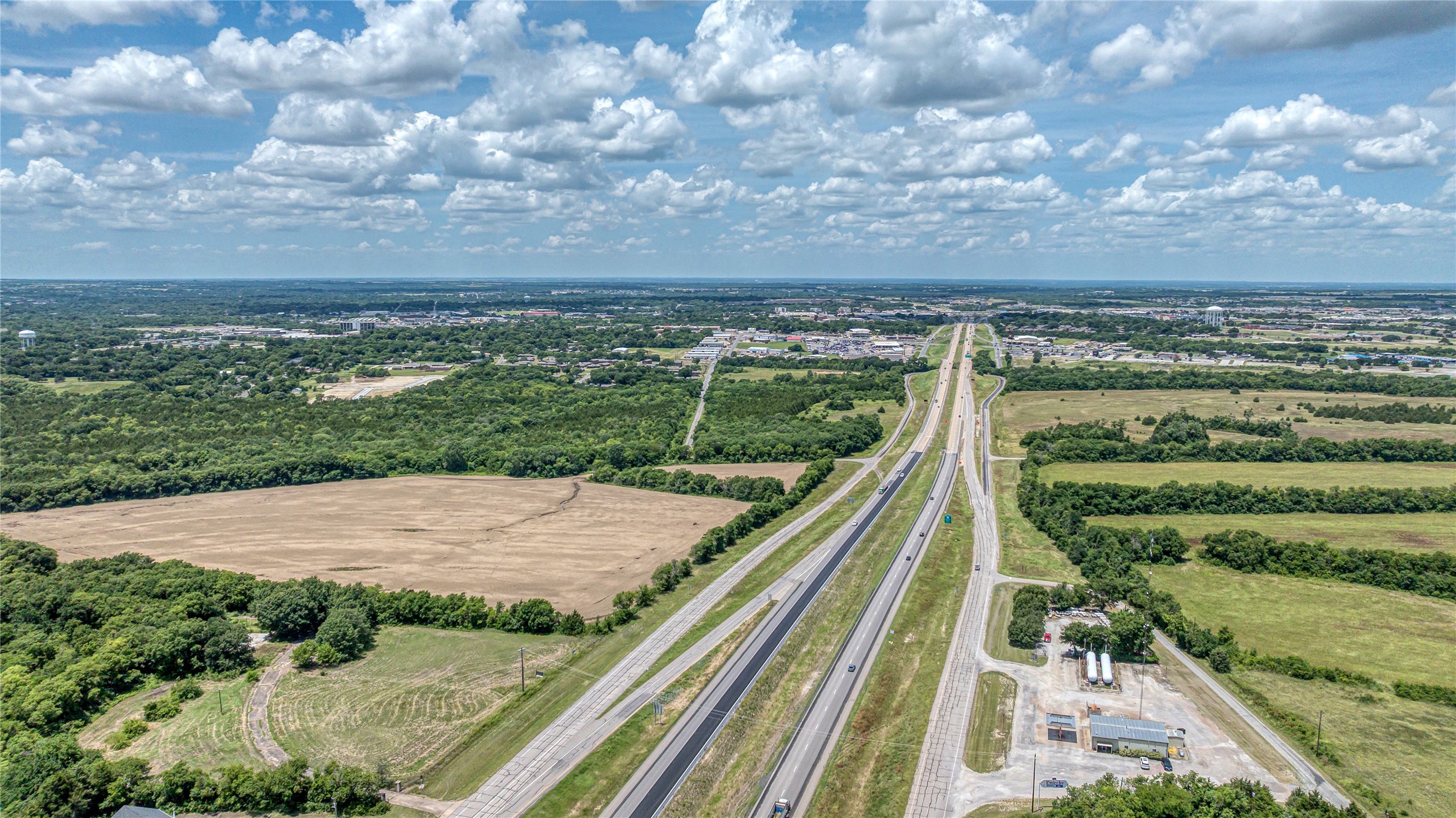 2800 E 82 Highway Sherman TX 75090