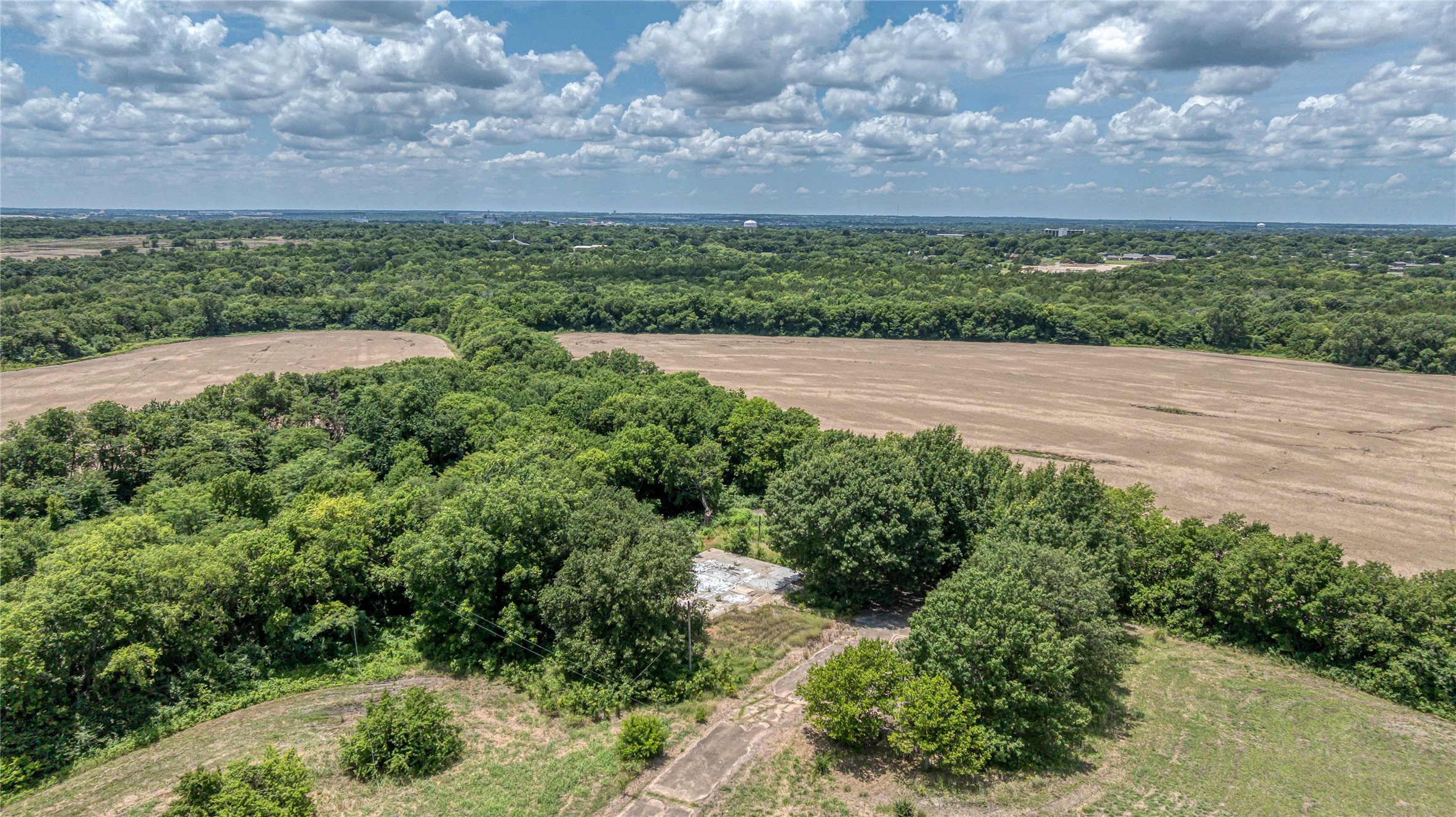 2800 E 82 Highway Sherman TX 75090