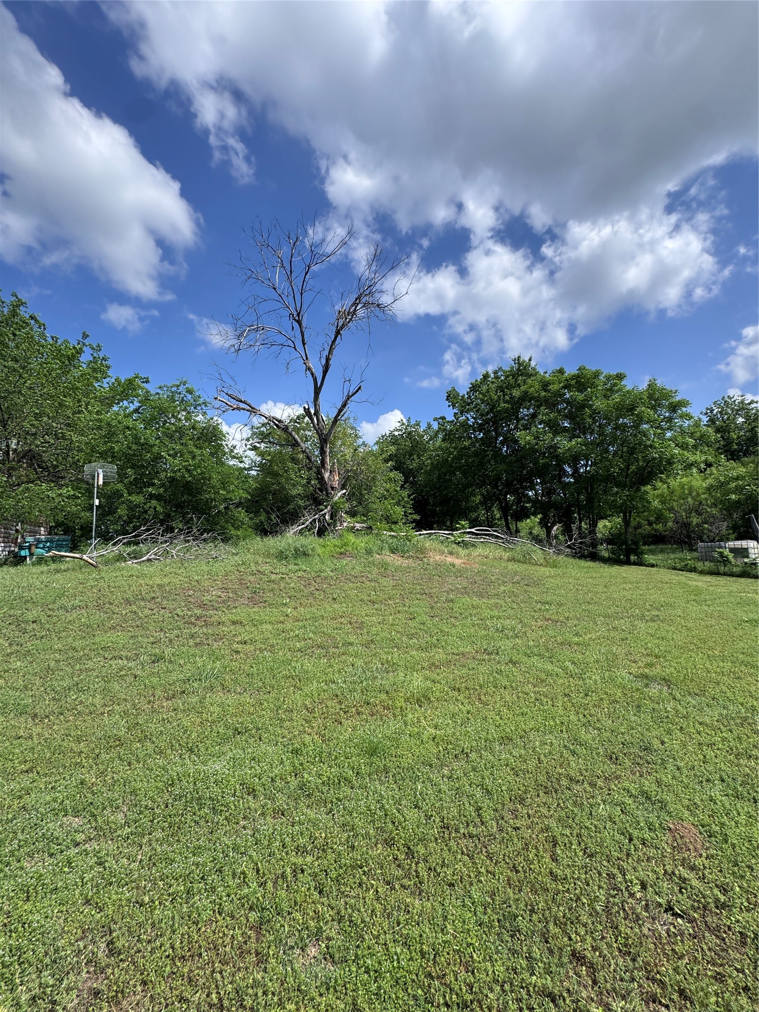806 Old Base Road Aurora TX 76078