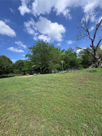 806 Old Base Road Aurora TX 76078
