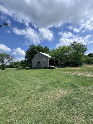 806 Old Base Road Aurora TX 76078