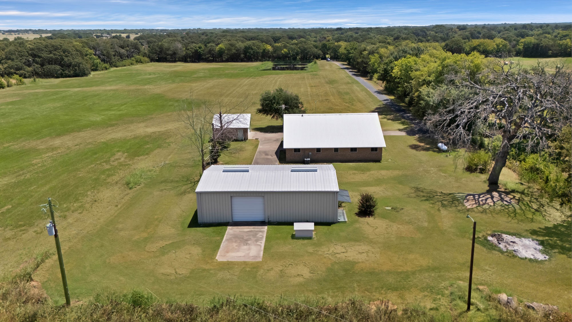 12748 County Road 4077 Scurry TX 75158