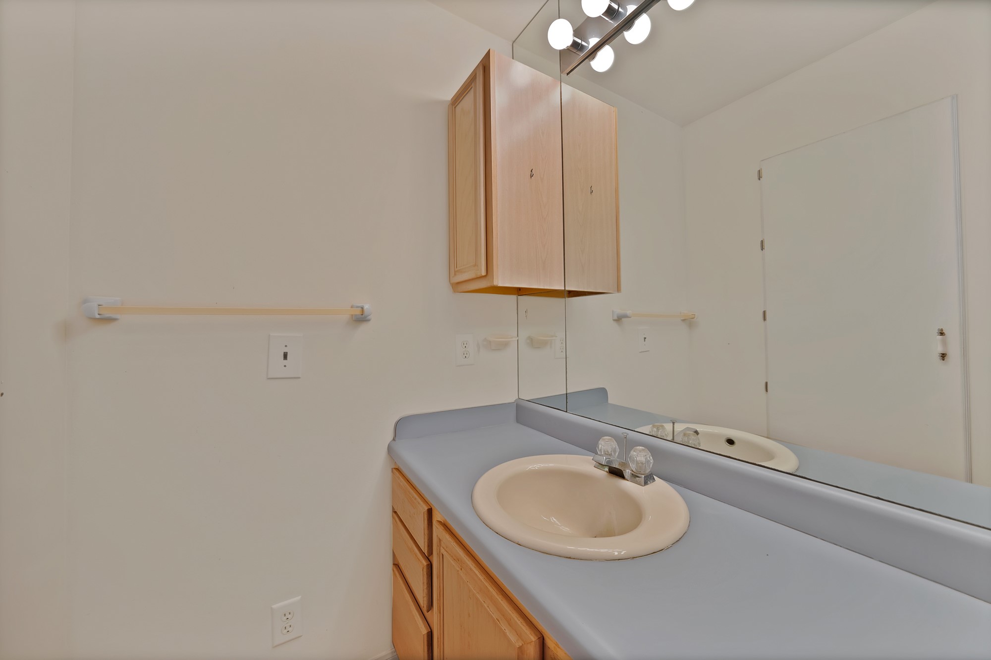 12748 County Road 4077 Scurry TX 75158