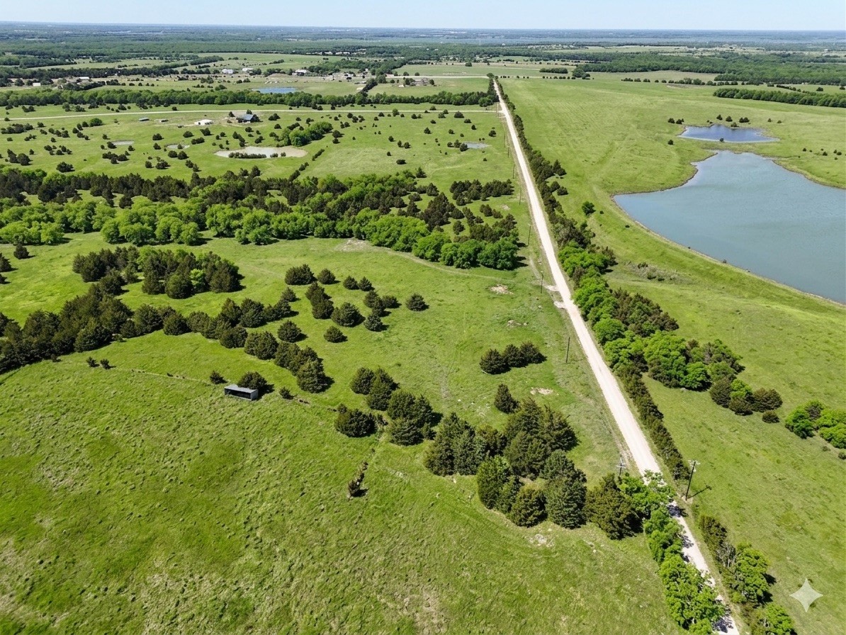 1829 County Road 2935 Dodd City TX 75438
