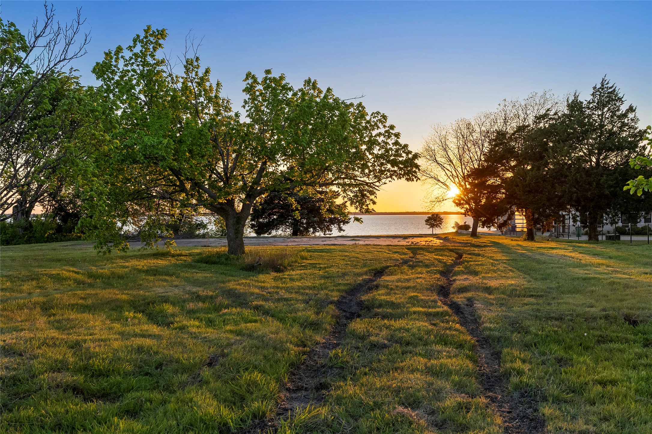 1534 Hubbard Drive Heath TX 75032