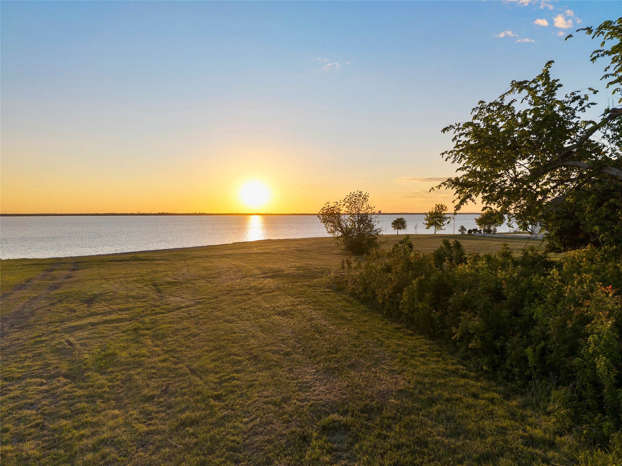 1534 Hubbard Drive Heath TX 75032