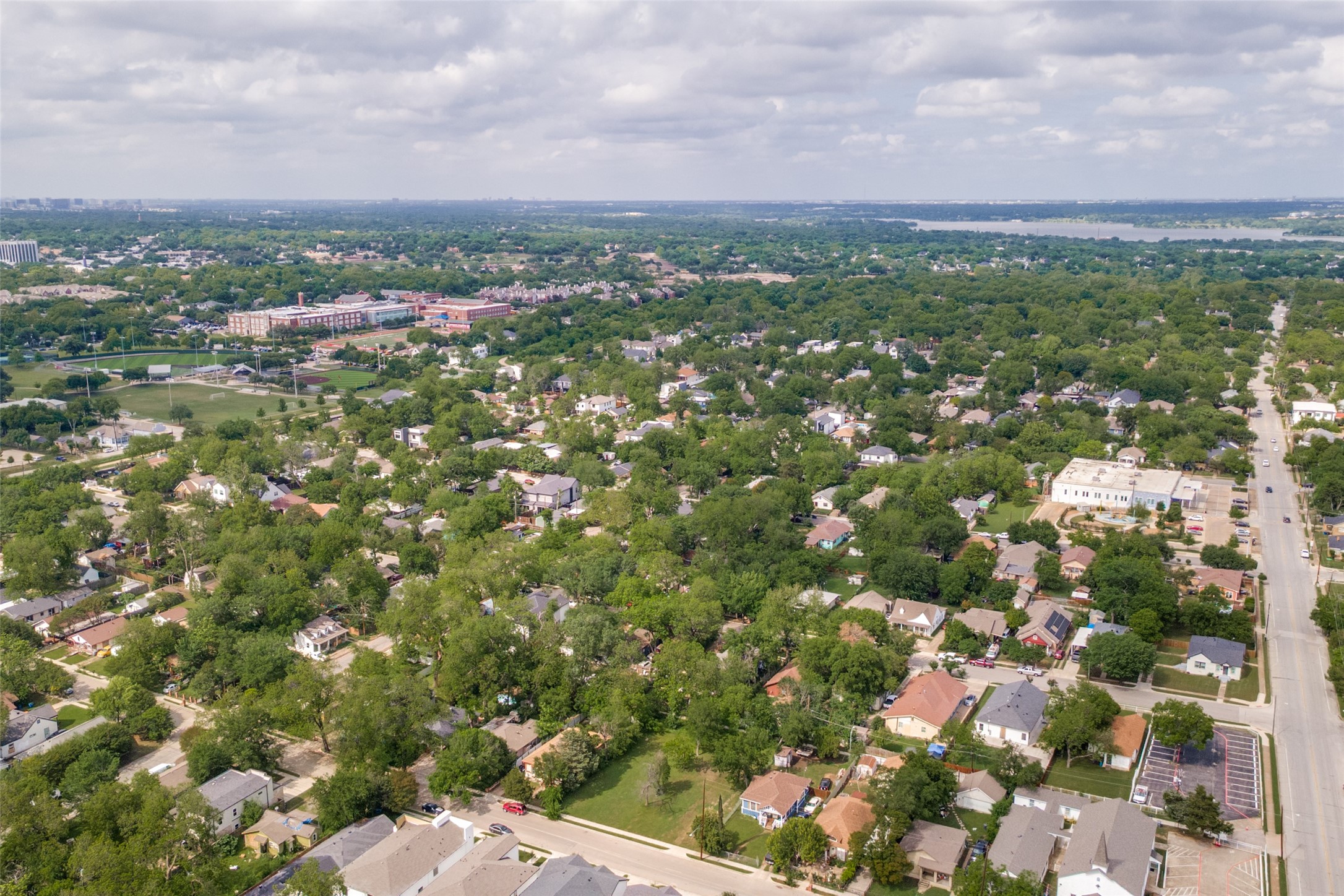 622 Parkview Avenue Dallas TX 75223