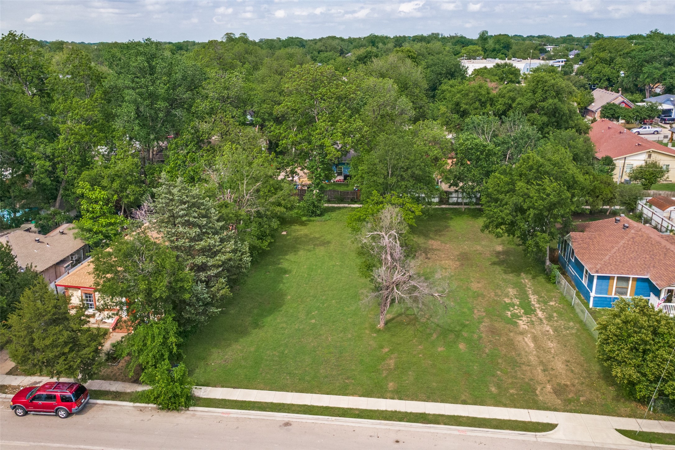 622 Parkview Avenue Dallas TX 75223