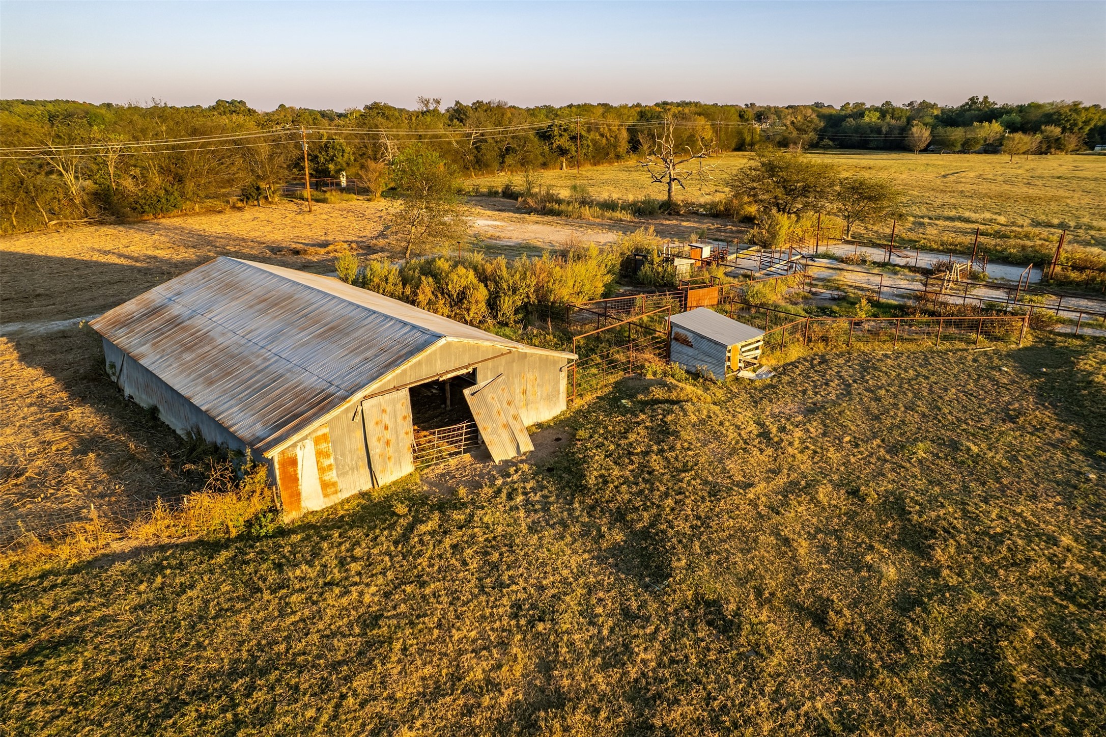 5081 154 Highway Yantis TX 75497