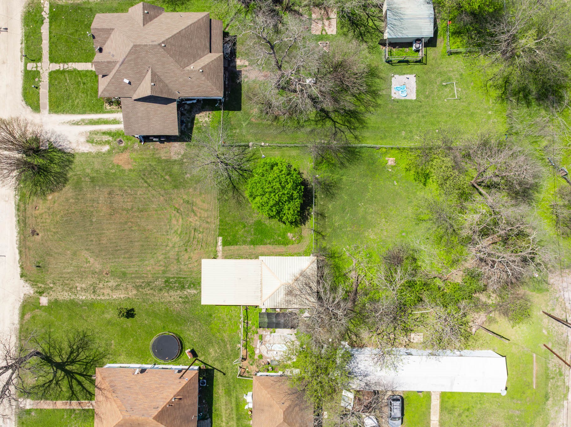 509 Navarro Avenue Mart TX 76664
