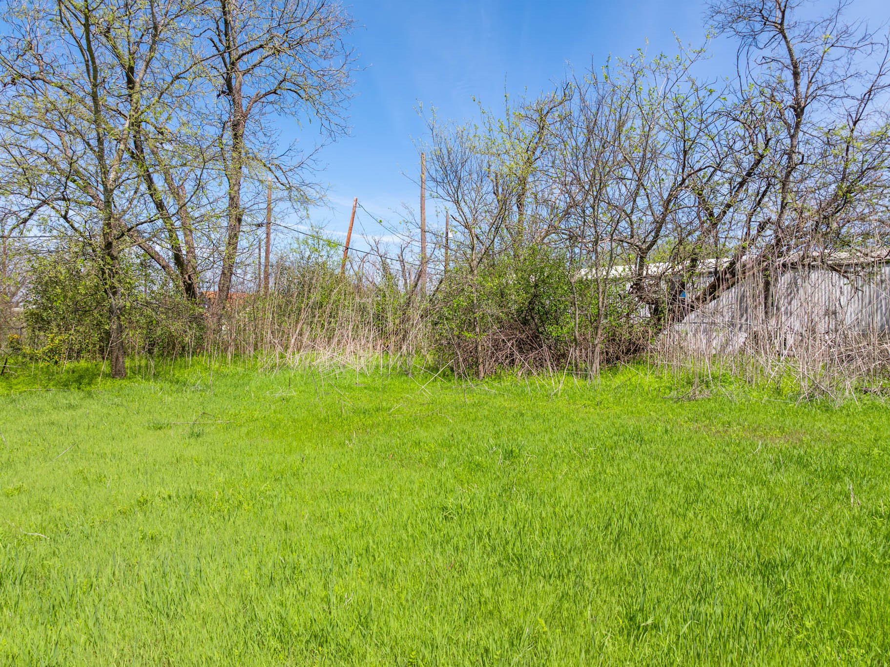 509 Navarro Avenue Mart TX 76664