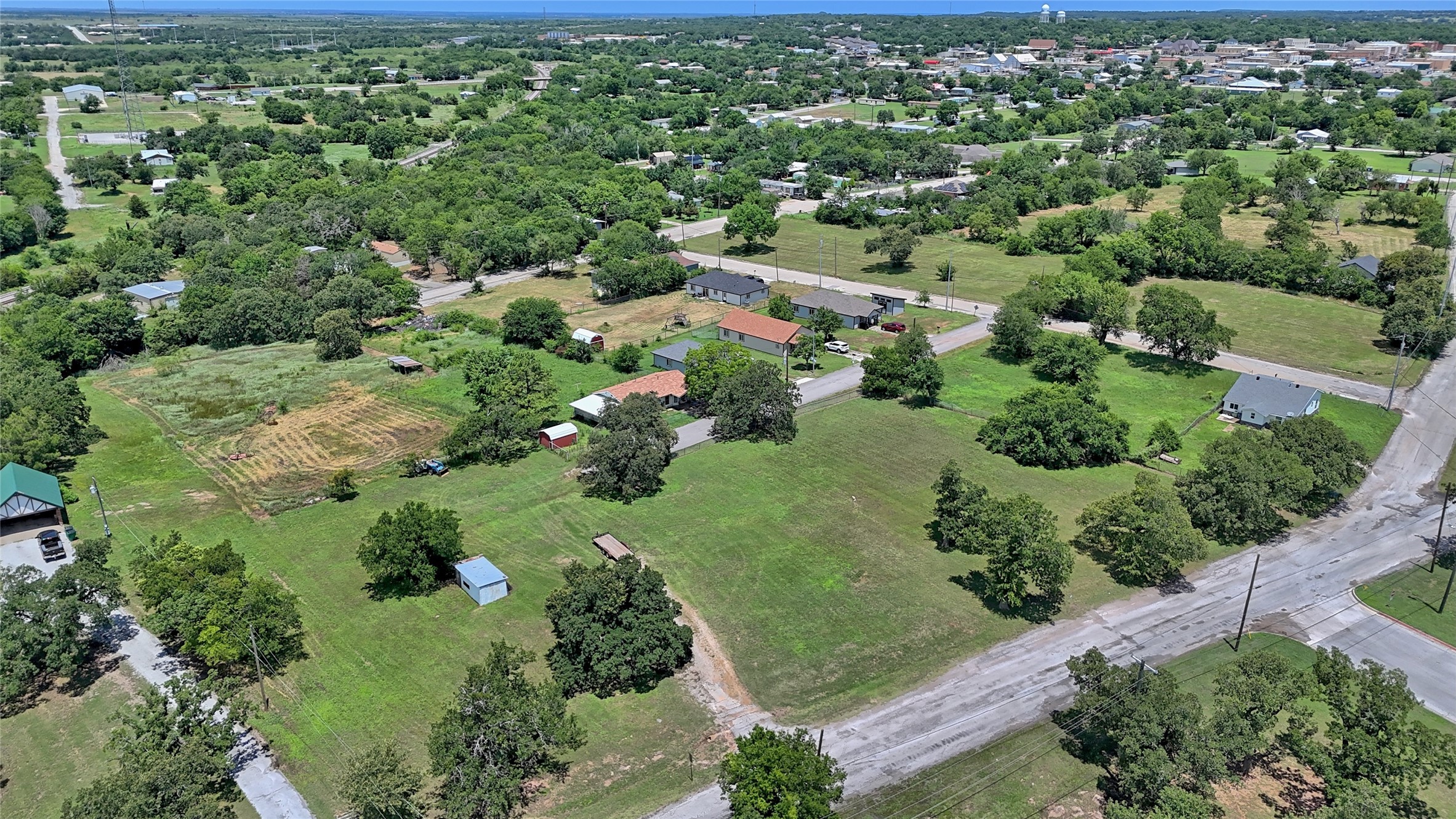 604 S Mill Street Bowie TX 76230