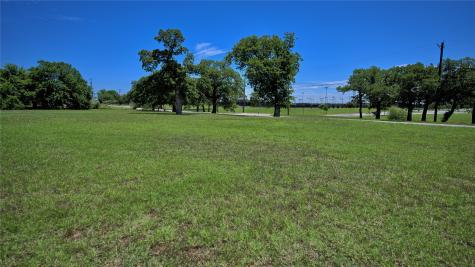 604 S Mill Street Bowie TX 76230