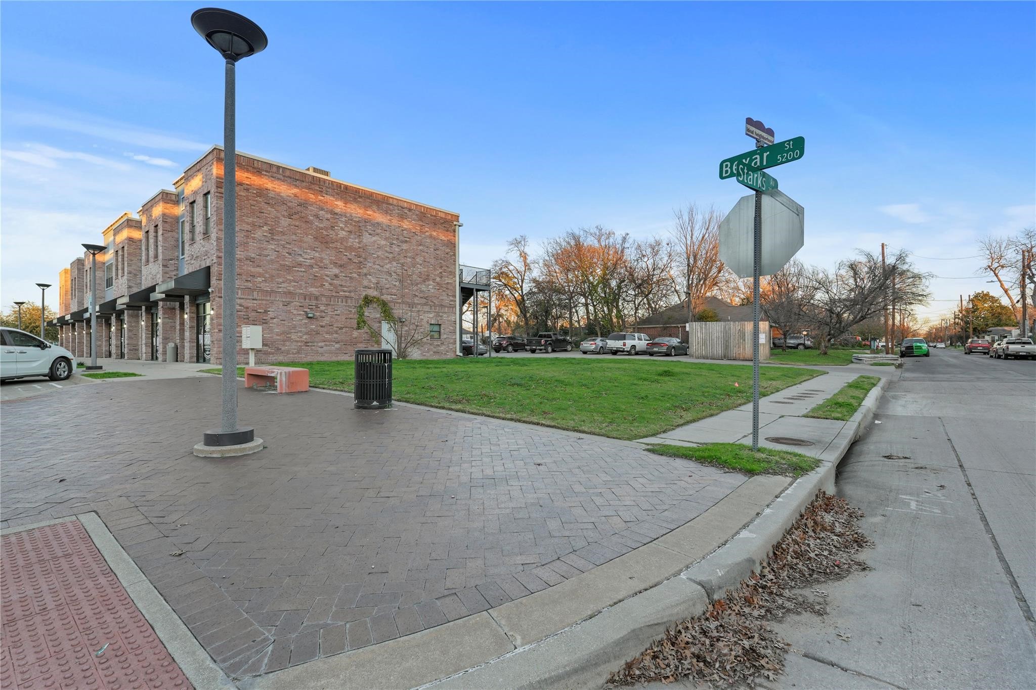 5216 Bexar Street Dallas TX 75215