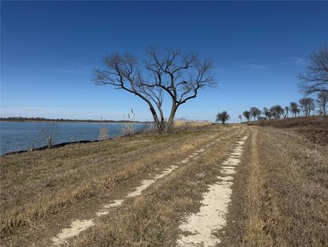 Lot 92 Shoreside Drive Corsicana TX 75109