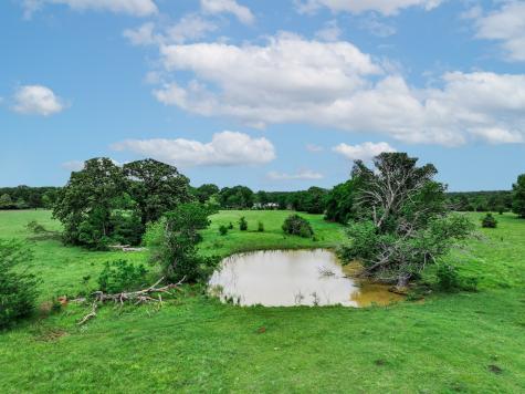 3732 Us Highway 84 Palestine TX 75801