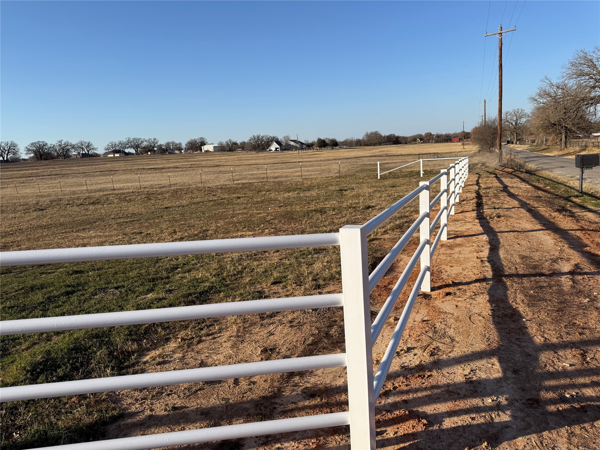1556 Thomas Road Springtown TX 76082