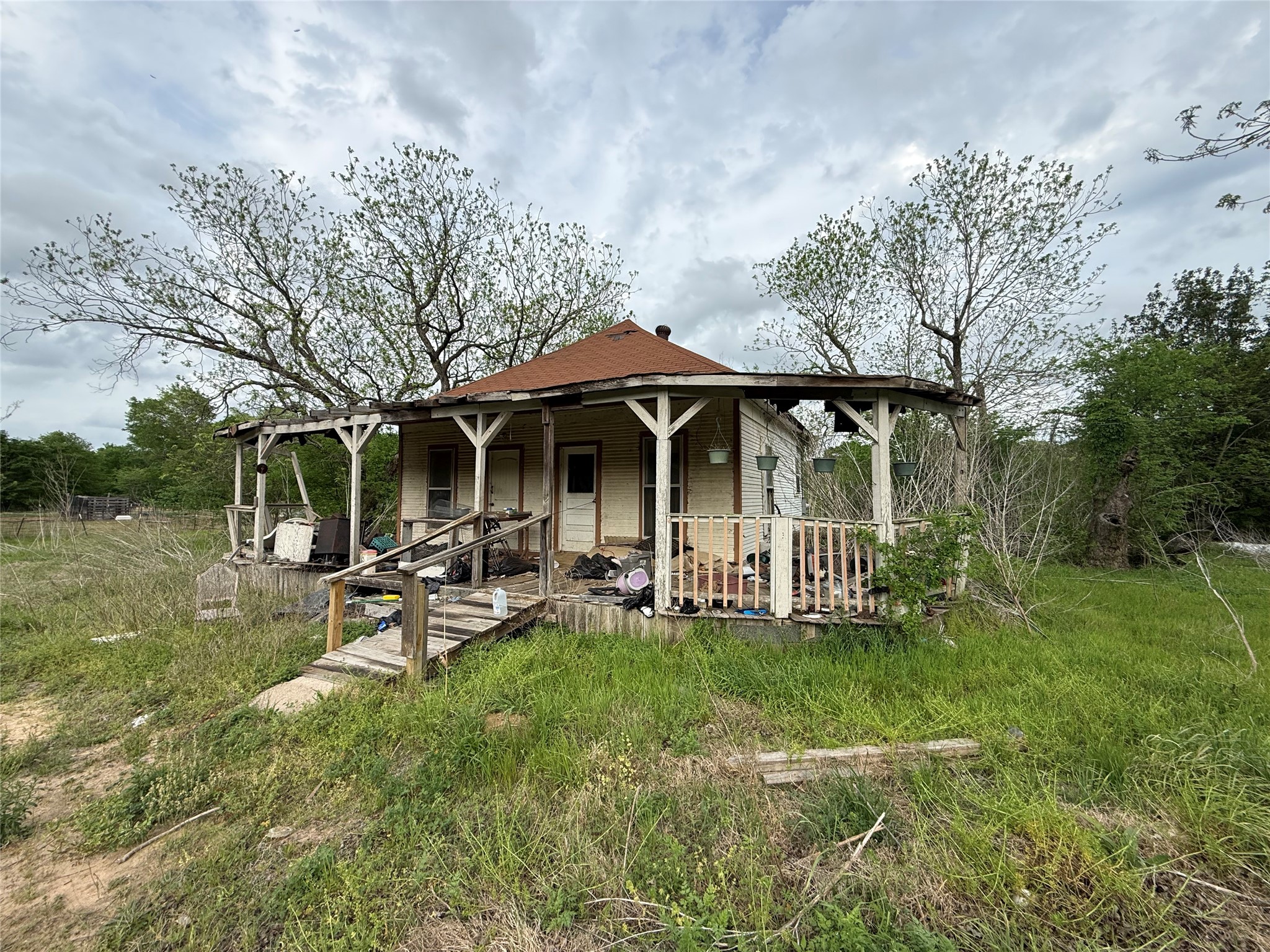 9722 County Road 3909 Athens TX 75752