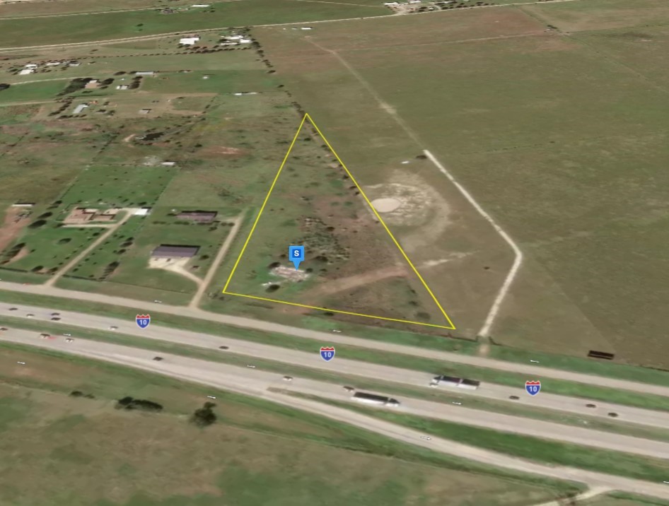 9598 NW I 10 Frontage Road Sealy TX 77474