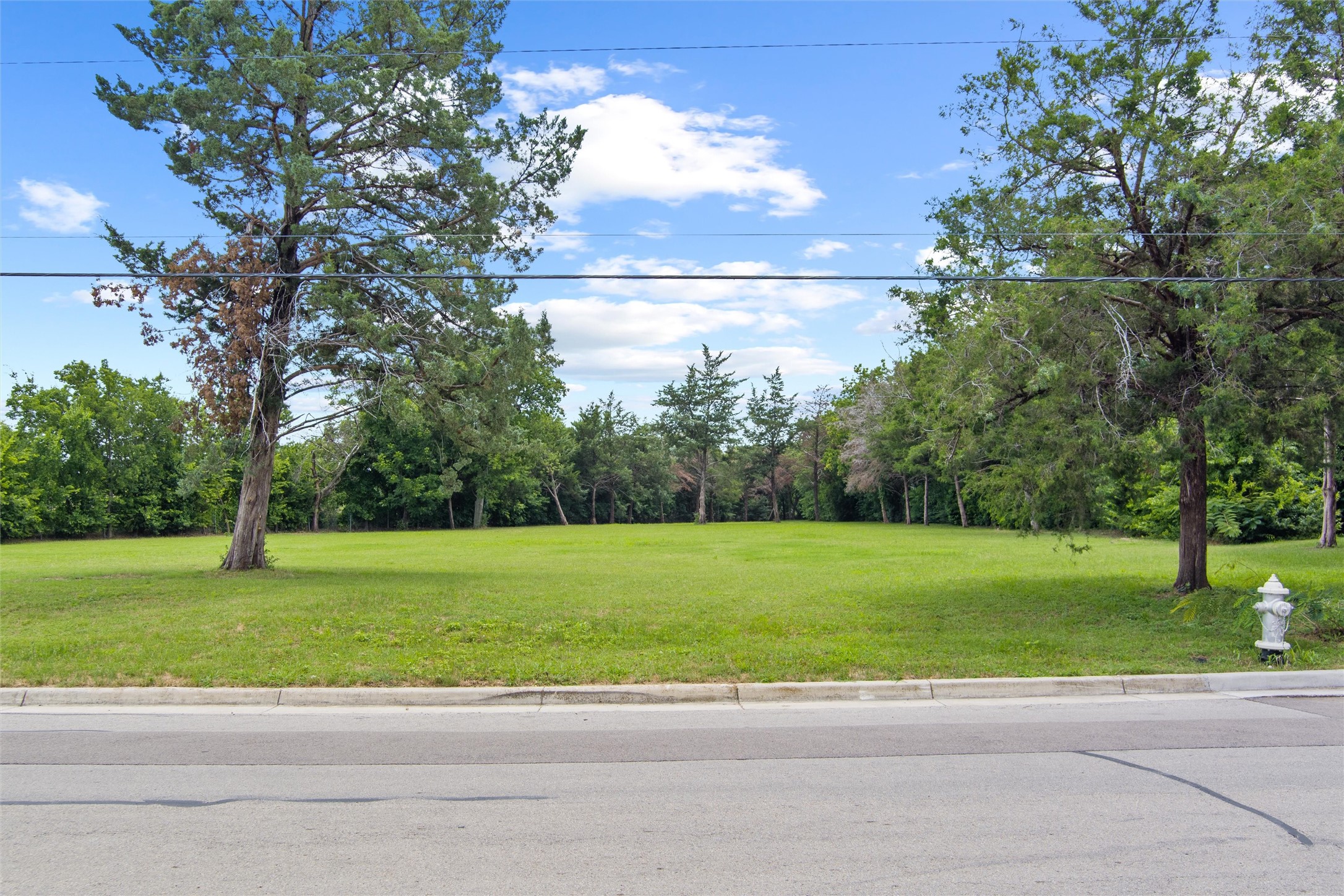 Tbd Lot 2r W Lowden Street Fort Worth TX 76110