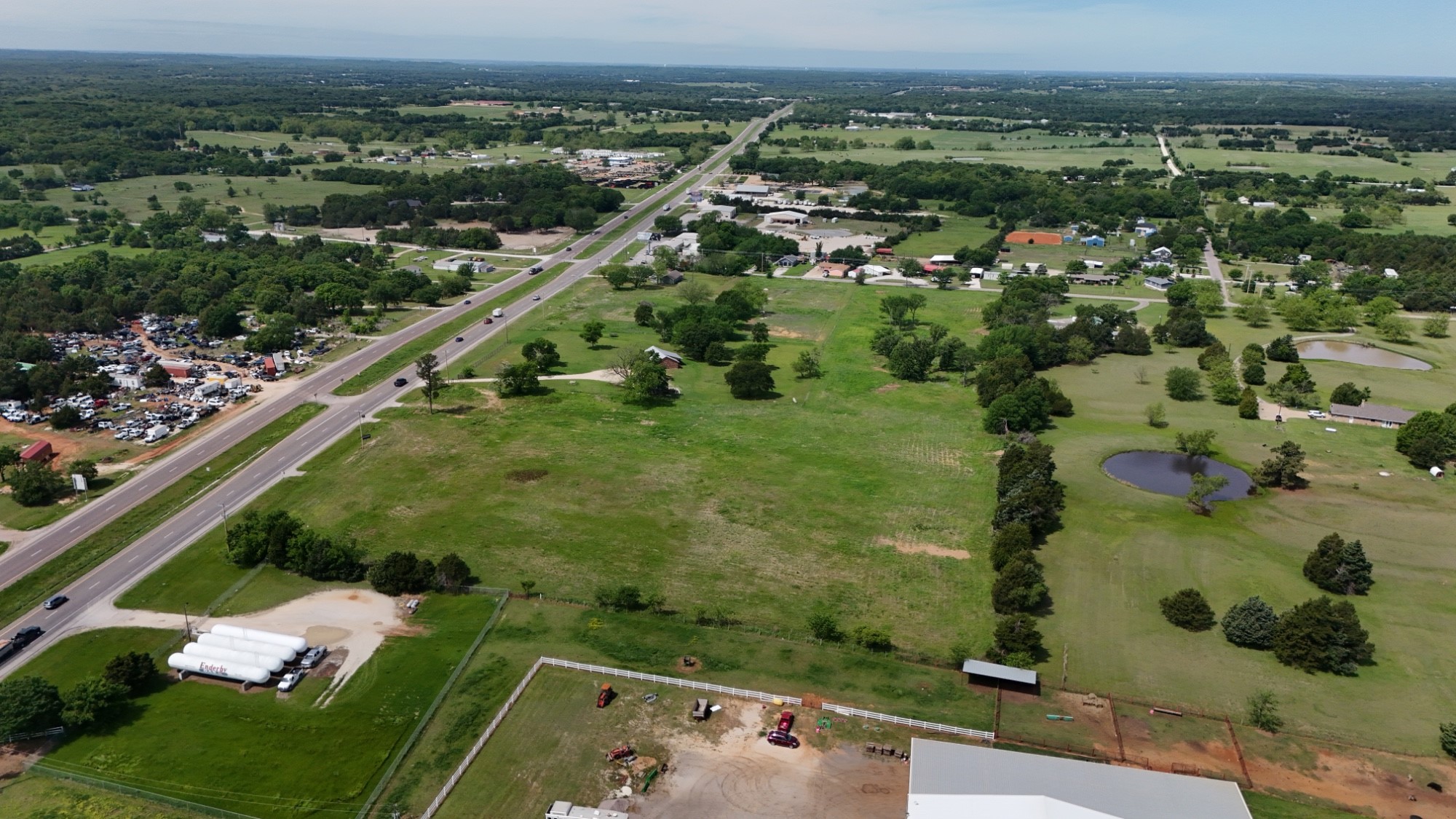 13167 Us-82 Whitesboro TX 76273