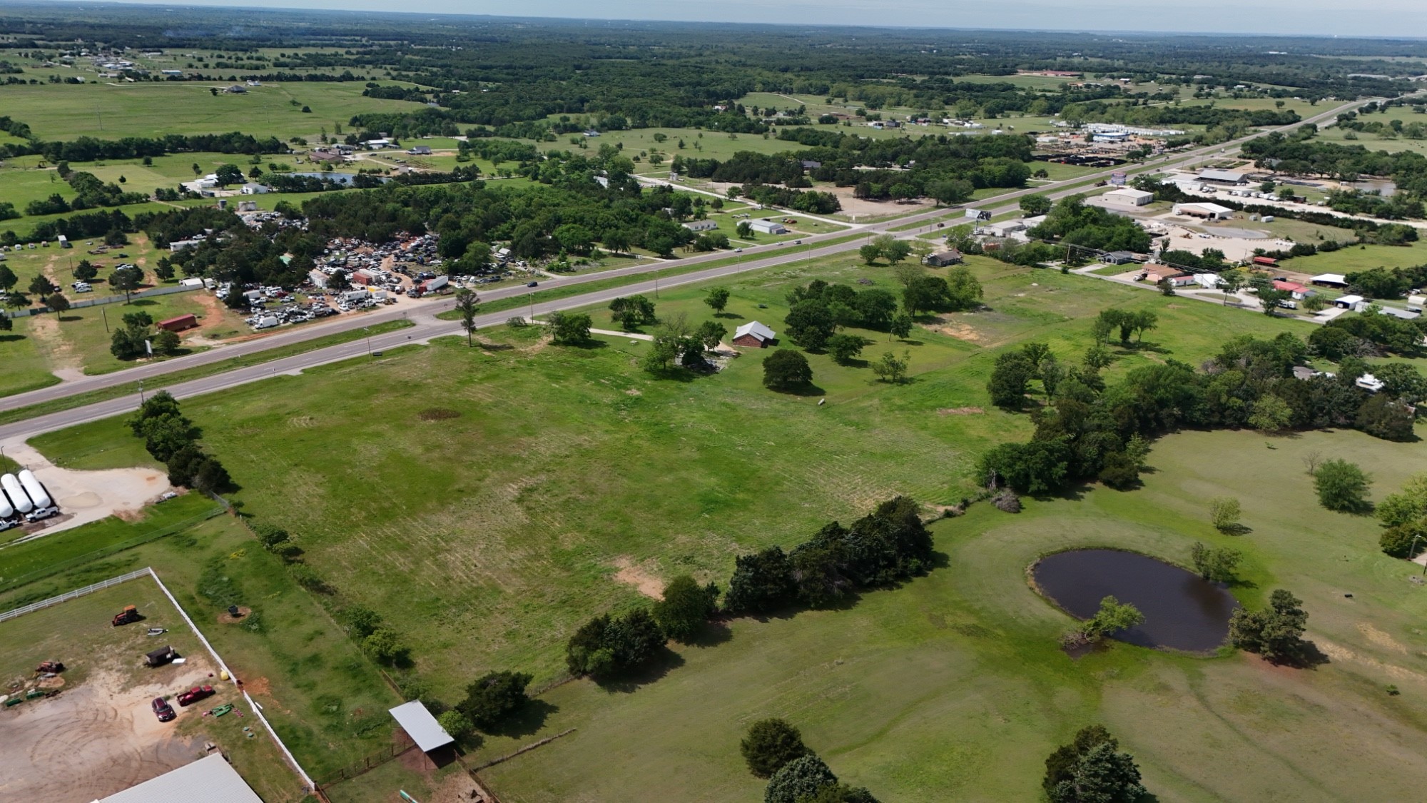 13167 Us-82 Whitesboro TX 76273