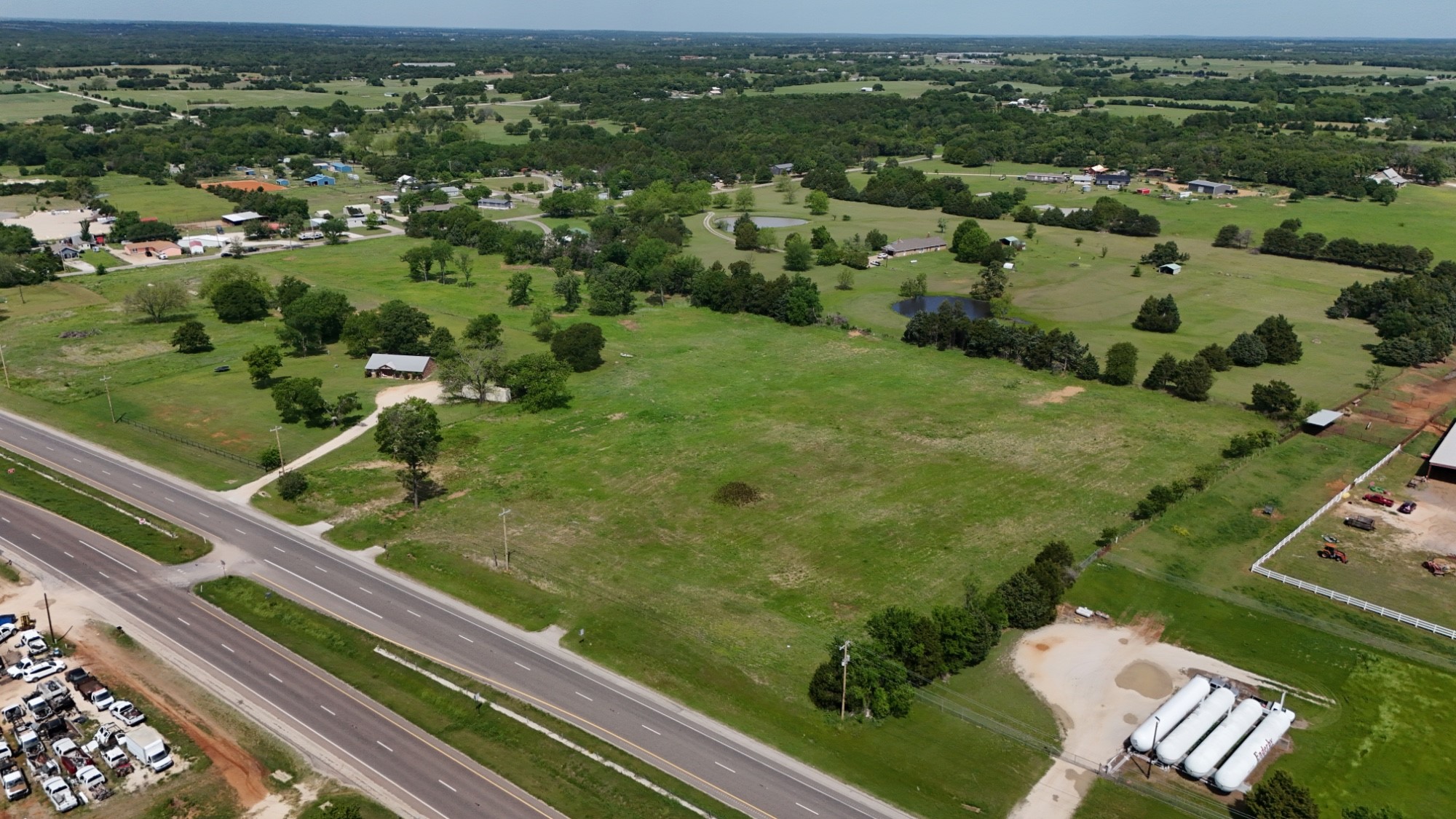 13167 Us-82 Whitesboro TX 76273