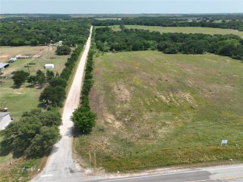 Tract 3 Fm 935 Lott TX 76656