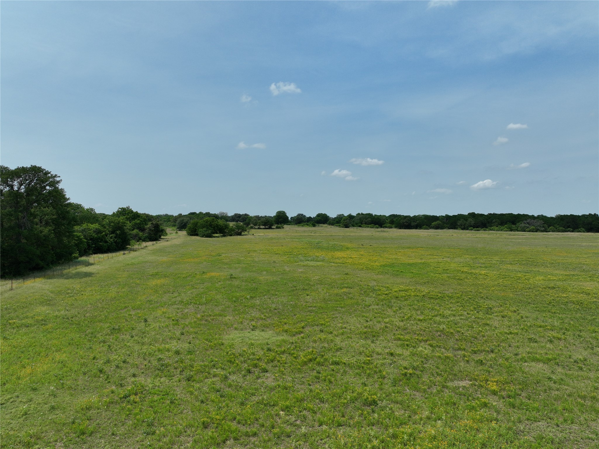 Tract 3 Fm 935 Lott TX 76656