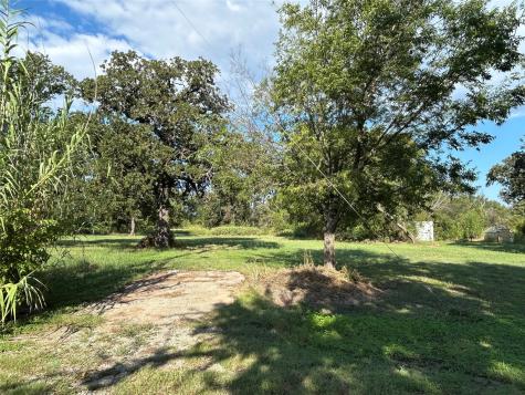 100 N Agnew Street Boyd TX 76023