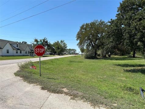 100 N Agnew Street Boyd TX 76023