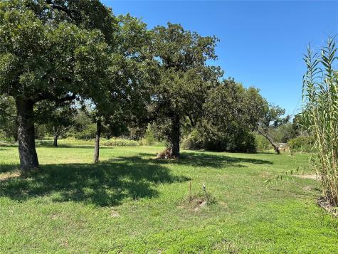 100 N Agnew Street Boyd TX 76023
