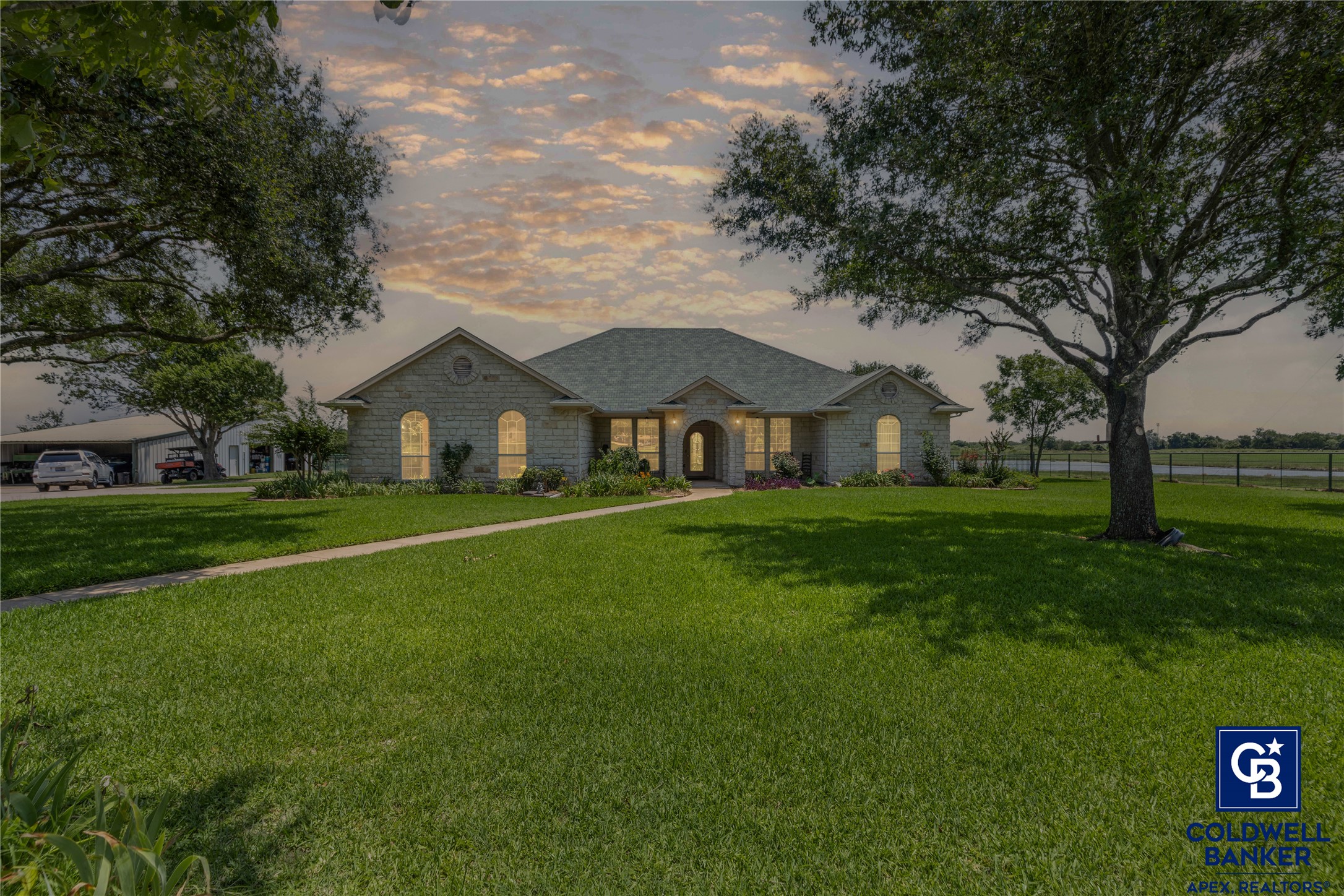 1221 Park N Boulevard Cleburne TX 76033