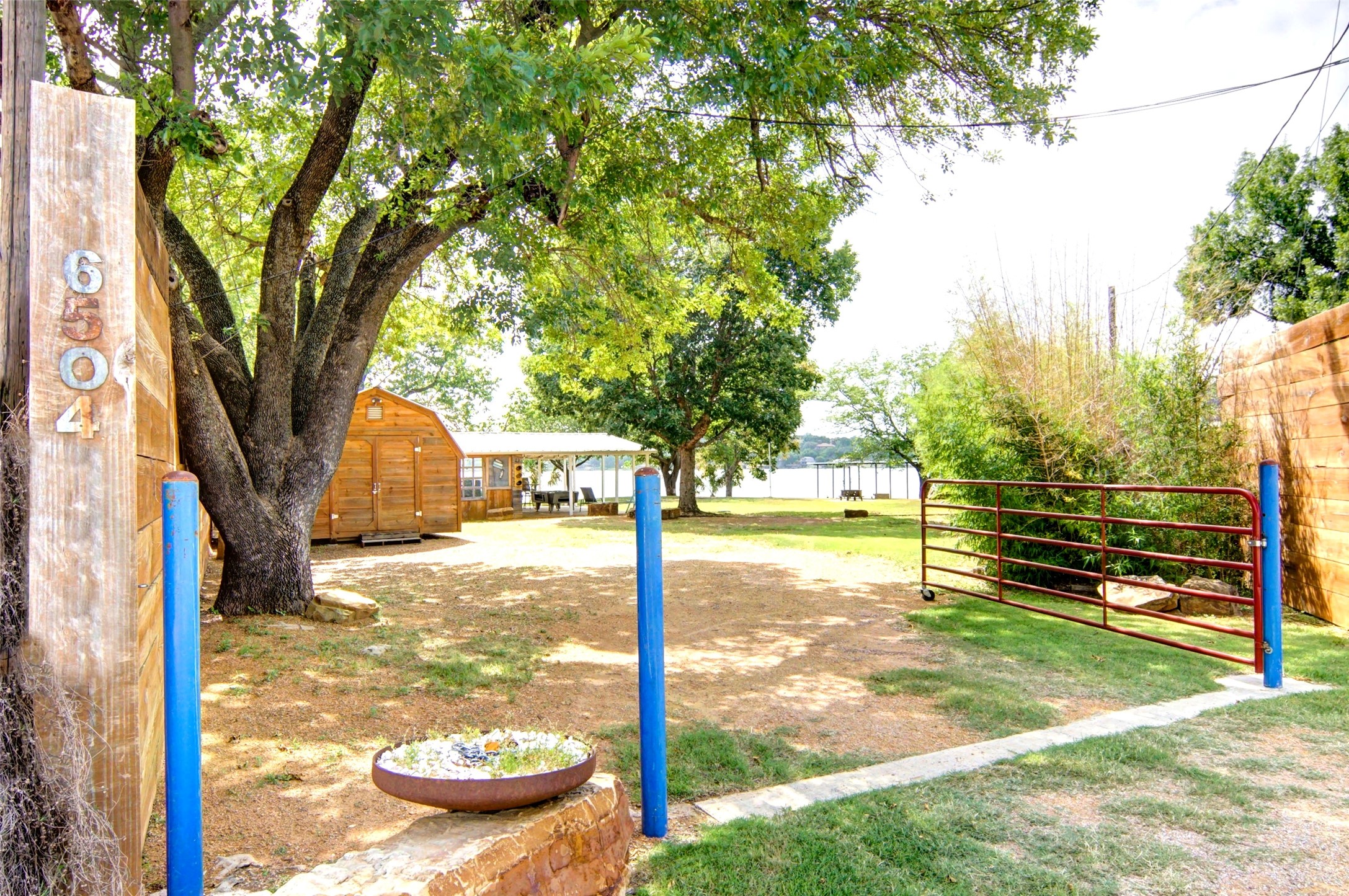 6504 Blue Water Court Granbury TX 76049