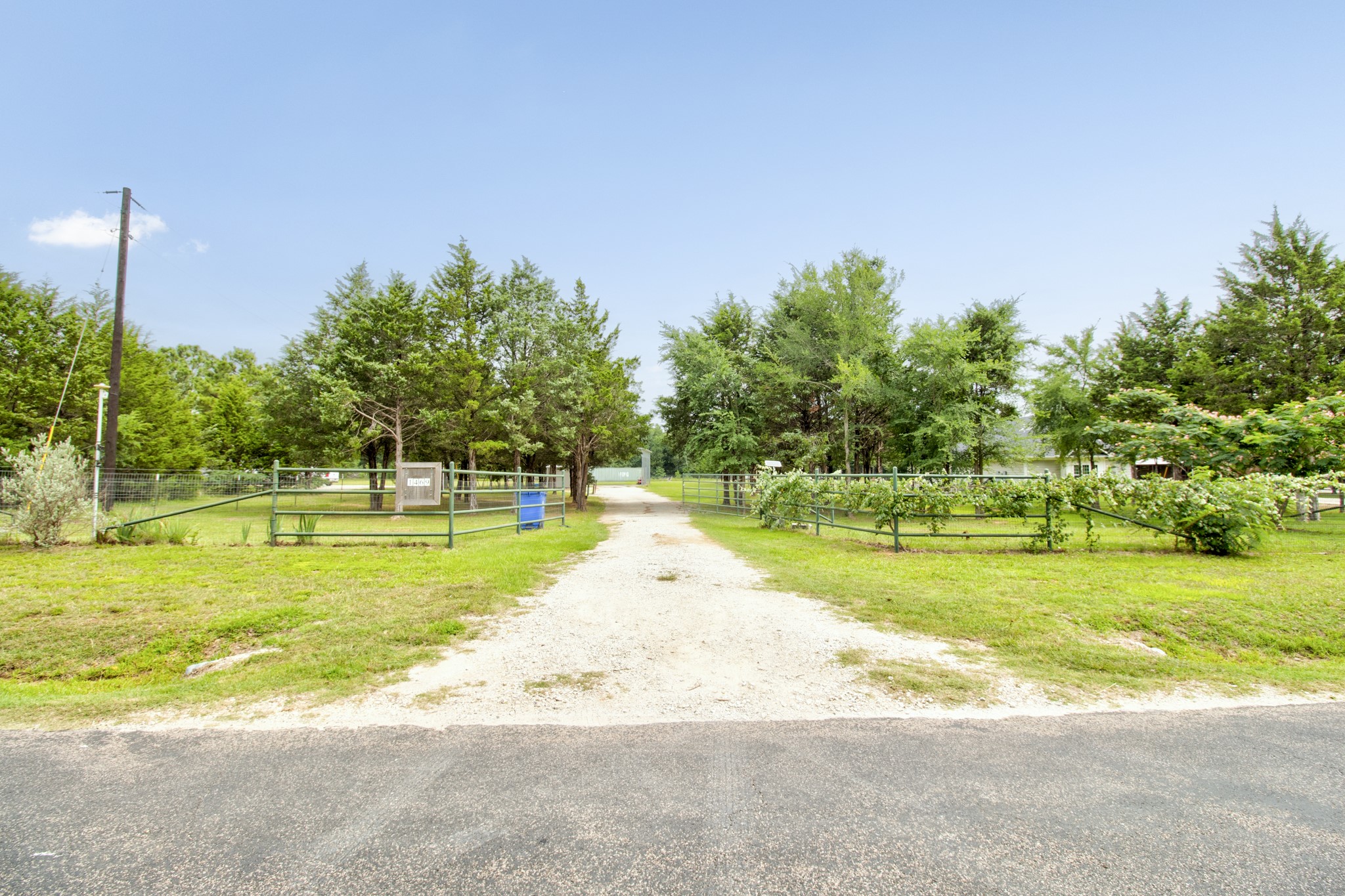 1469 Cedar Mills Gordonville TX 76245