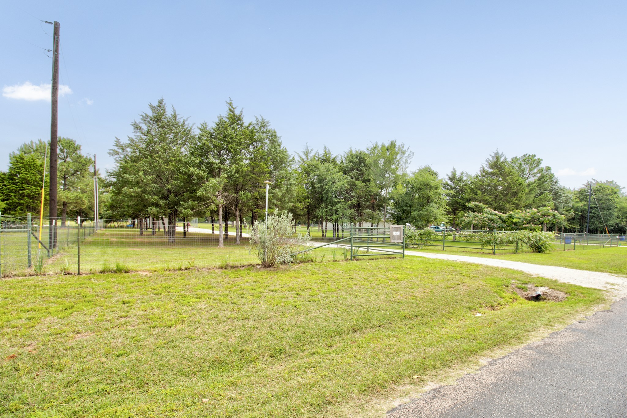 1469 Cedar Mills Gordonville TX 76245