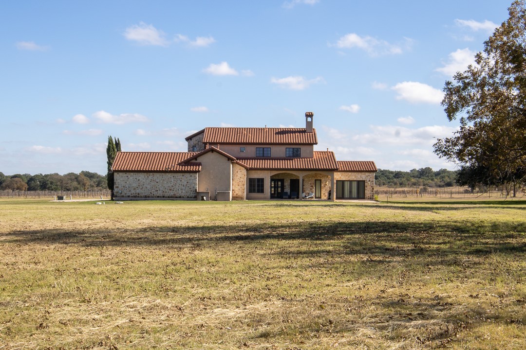 115 Strada Luca Florence TX 76527