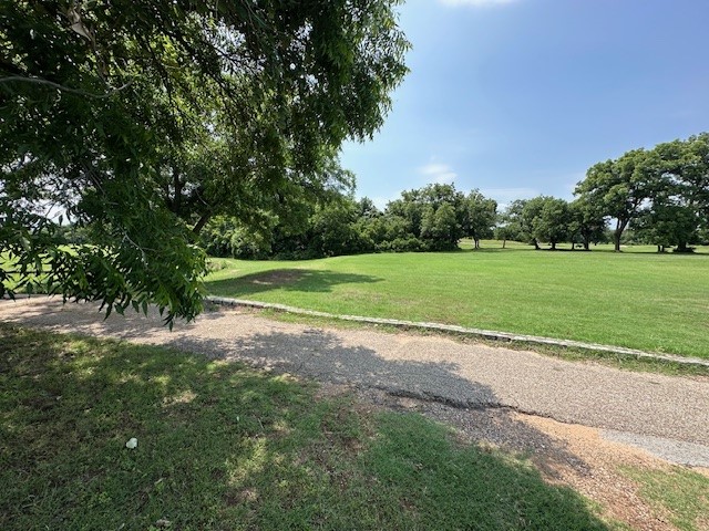 1633 Rockview Drive Granbury TX 76049