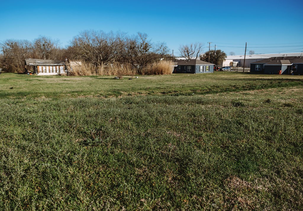 808 E Third Street Bonham TX 75418