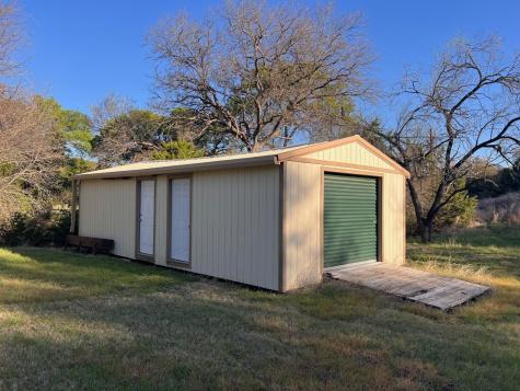 235 Private Road 2124 Meridian TX 76665