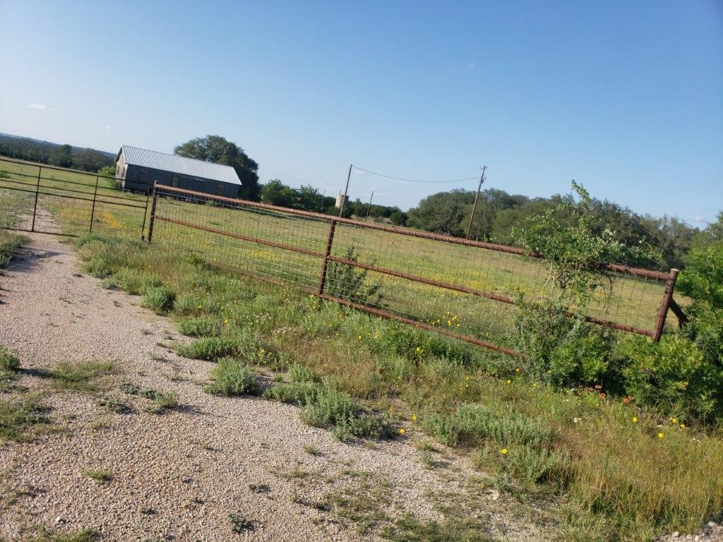 7947 Cr 1255 Lampasas TX 76550