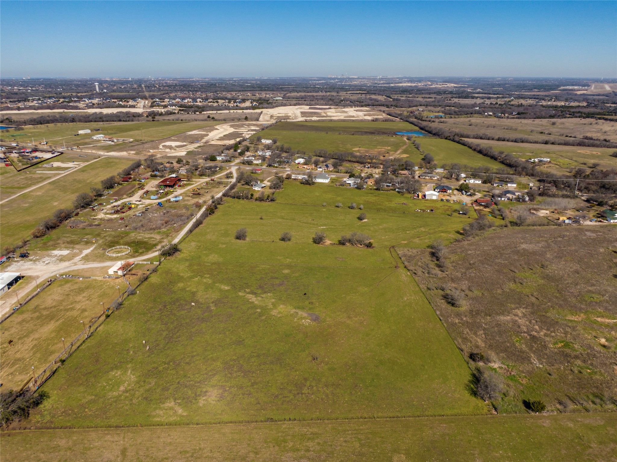 5204 E Fm-875 Waxahachie TX 75167