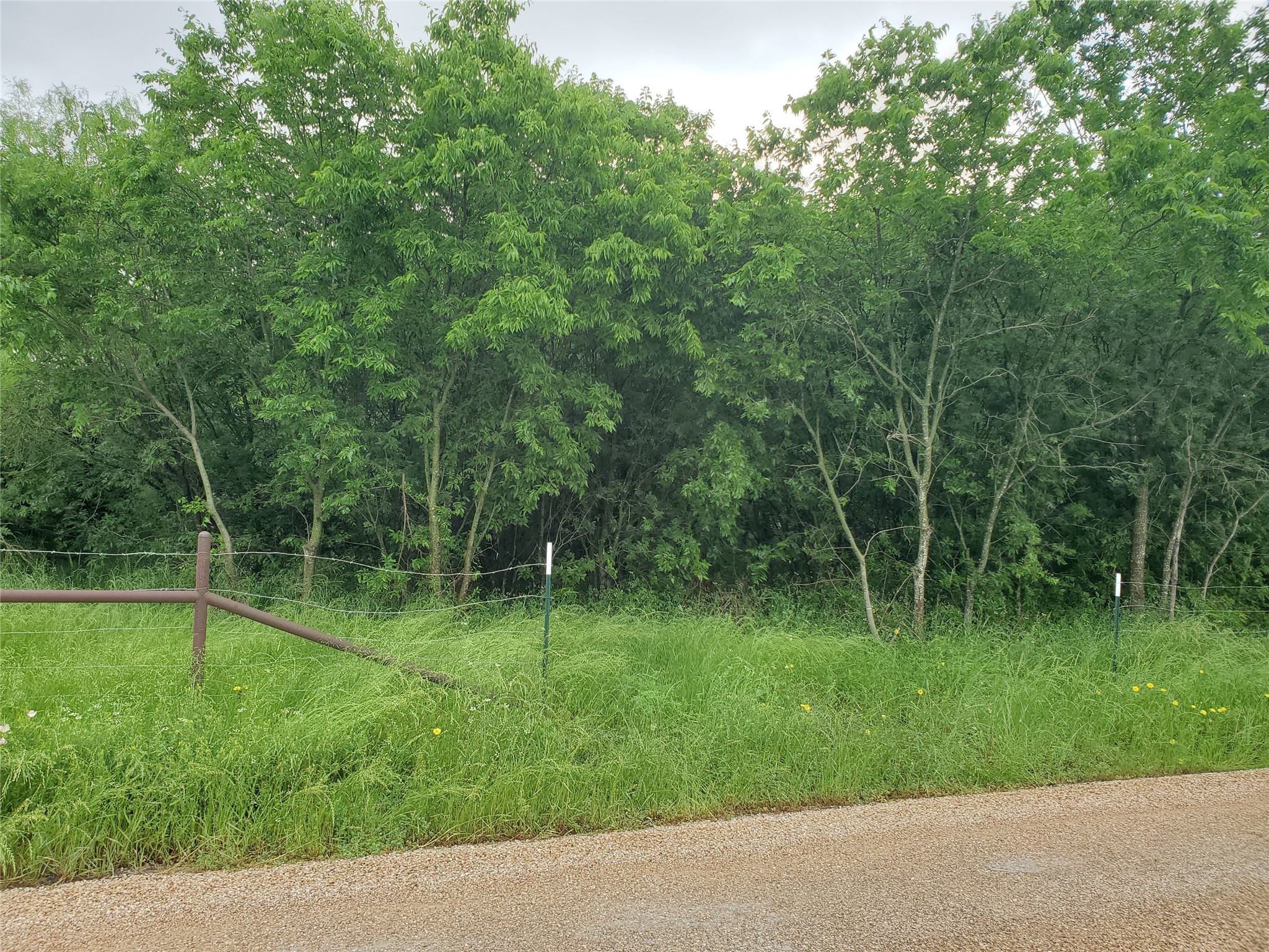 112 Hcr-2221 Aquilla TX 76622