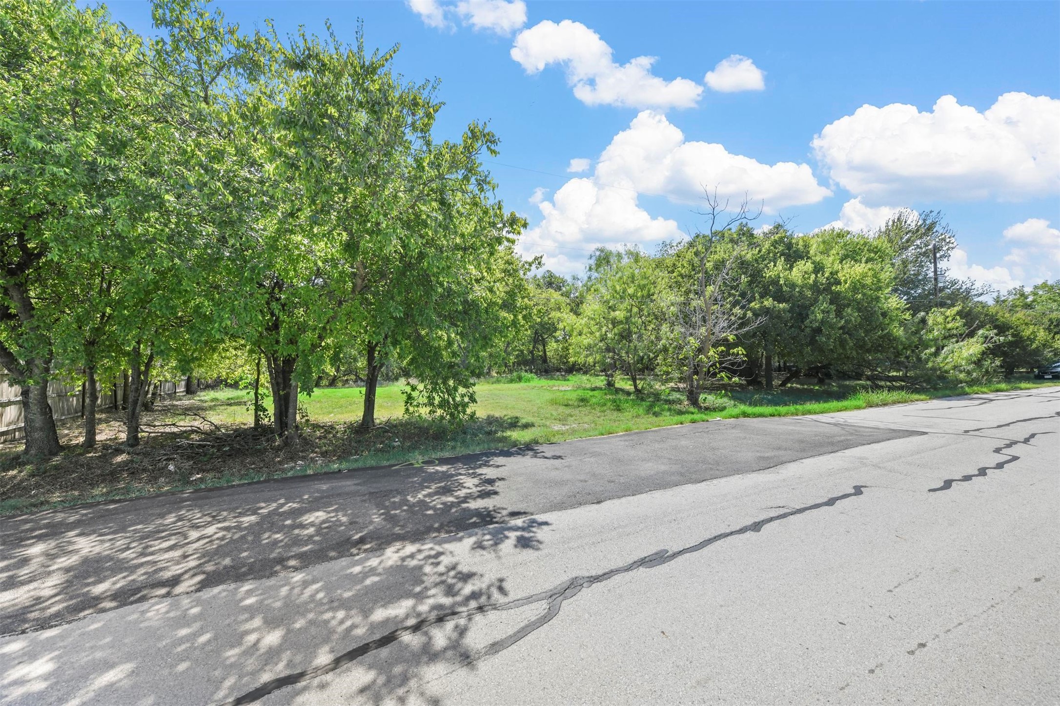 904 Stephie Ann Court Arlington TX 76002