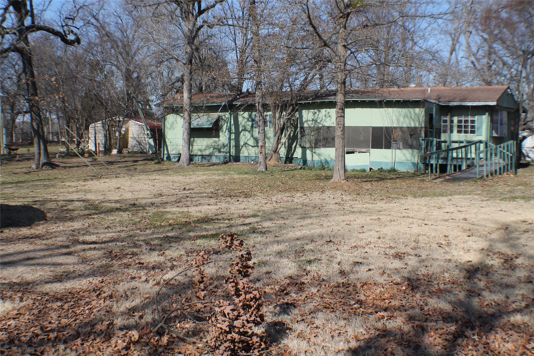111 Daniel Drive Mabank TX 75156