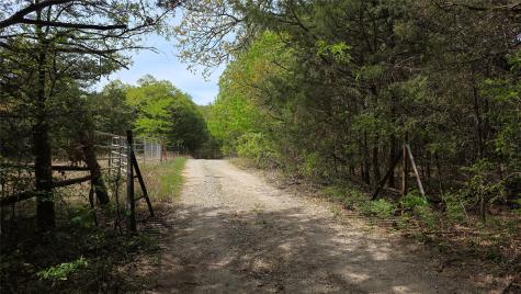 1975 County Road 1025 Ravenna TX 75476