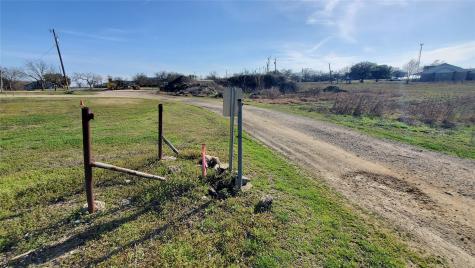 400 W Highway 22 Frost TX 76641