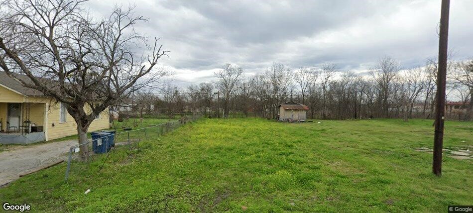 611 E 11th Avenue Corsicana TX 75110