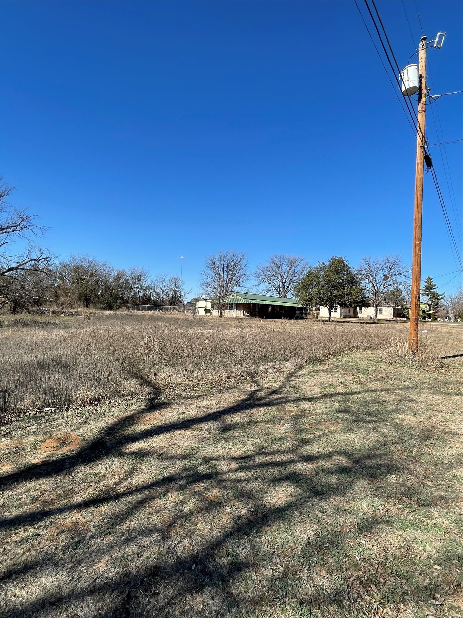 300 Starkey Street Bangs TX 76823